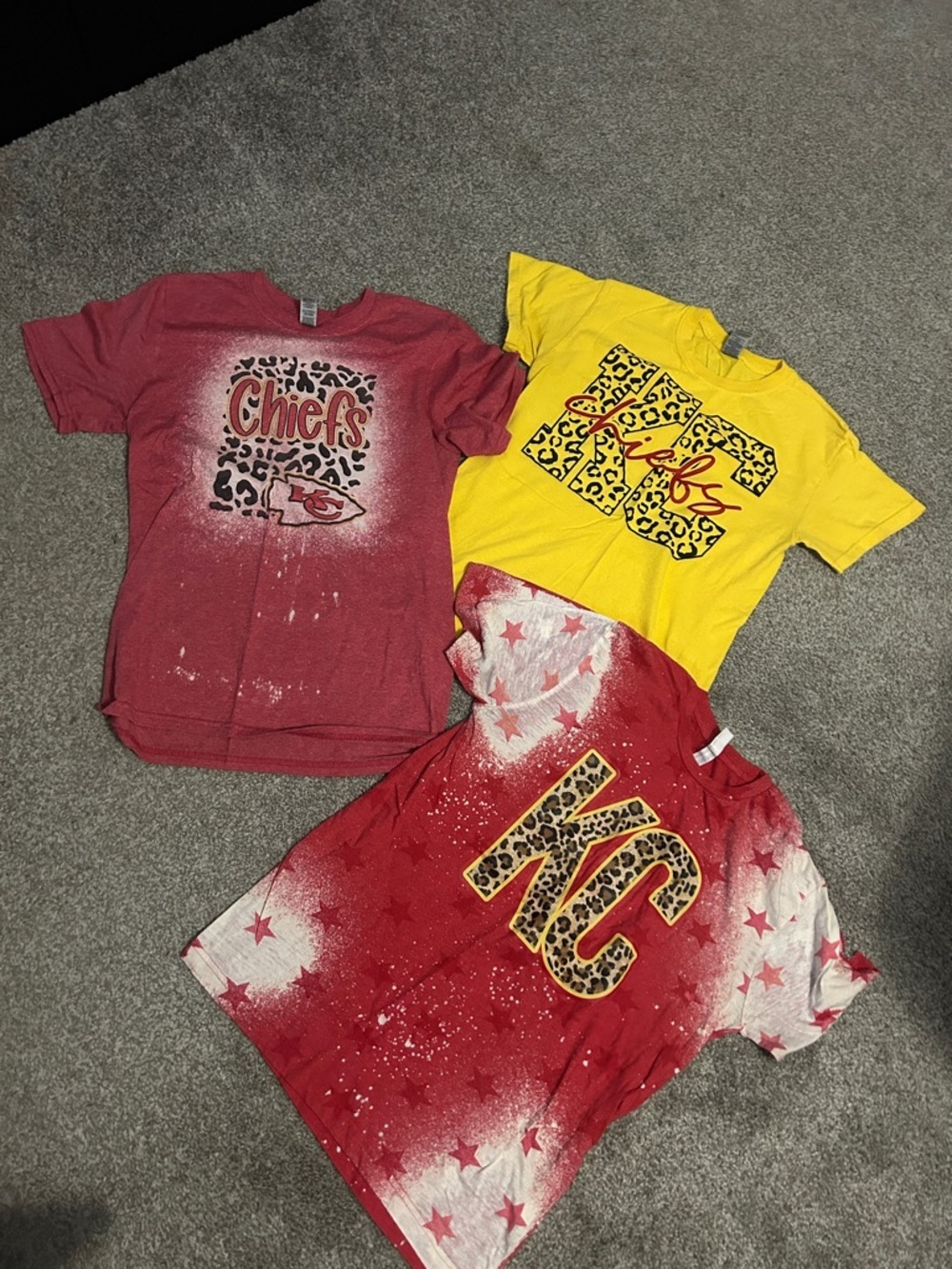 KC Chiefs' Short Sleeve Tee - Red & Yellow